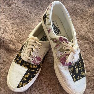 Vans Floral Brocade Patchwork Shoes - Sz 9.5 - EUC